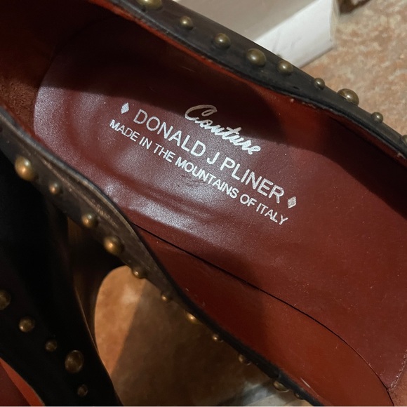 👠 Splendid & Sassy Donald Pliner Black Studded Peep Toe Heels! - Picture 4 of 13